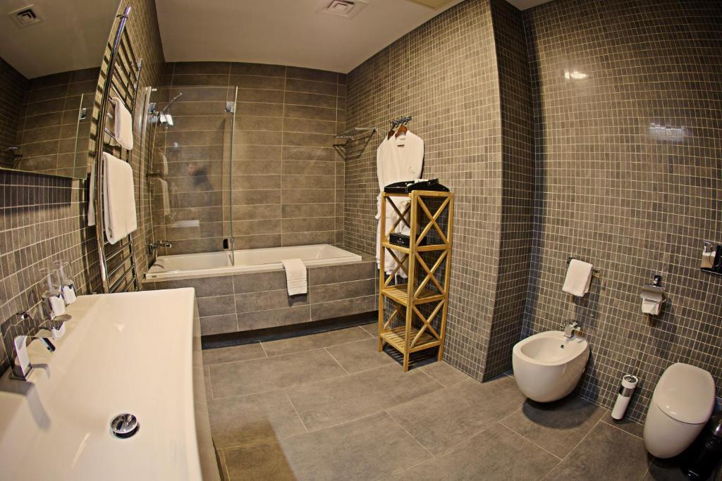 Voyage Hotel Караганда Номер фото