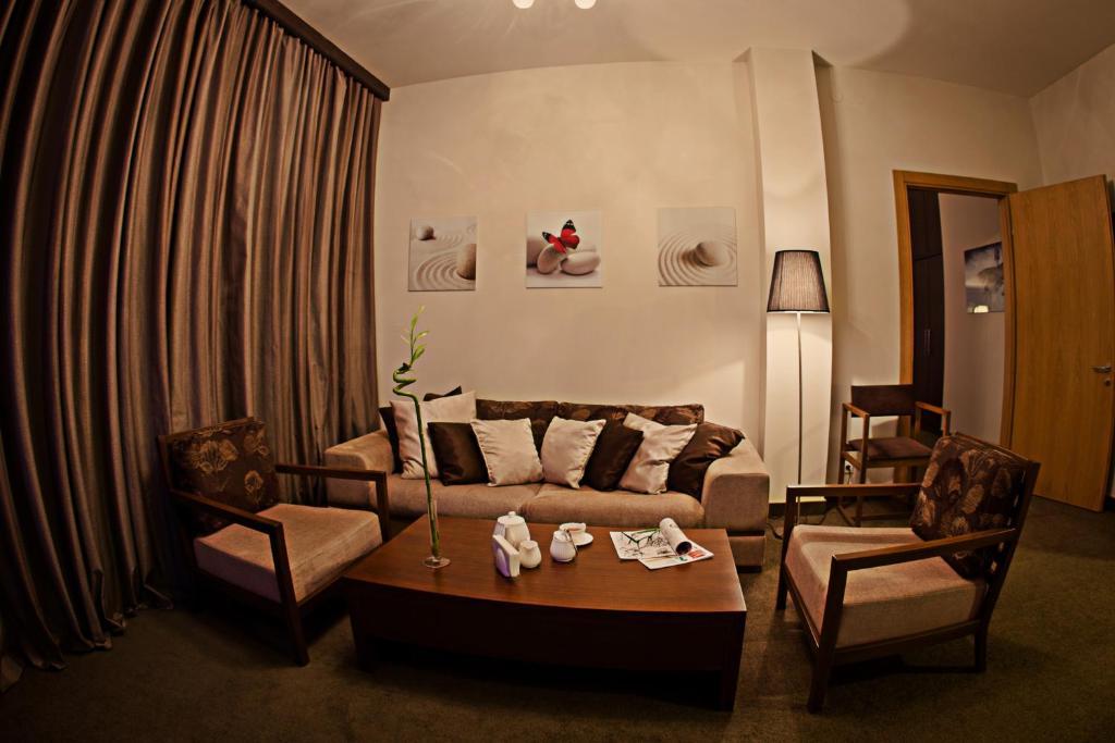 Voyage Hotel Караганда Номер фото